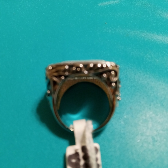 Ring - Picture 6 of 8